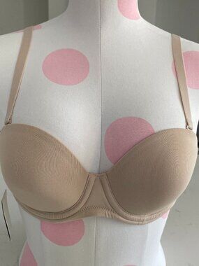 Wacoal Red Carpet Strapless Underwire 854119 T Shirt Bra Sand 32C NWT